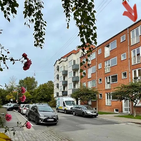 Apartment Bright Quiet Studio Near Metro, & Center Copenhagen
